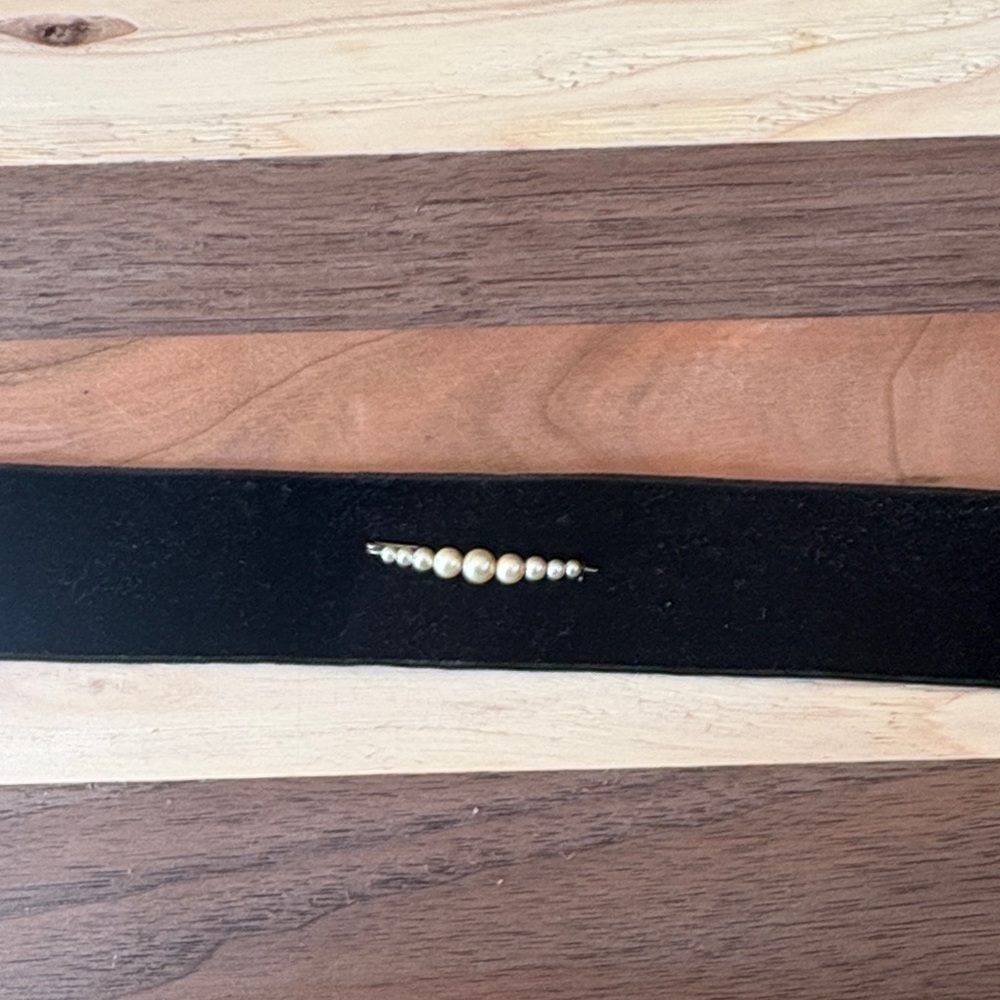 Vintage Elegant Pearl Pin
